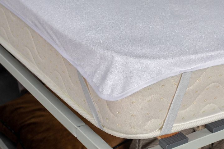 Наматрацник Good-Dream Bamboo De Lux Водонепроникний на гумках по кутах 70х160 (GDBE070160) &mdash; Morfey.ua