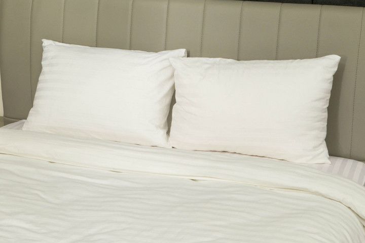 Наволочка Good-Dream сатин-страйп White на молнии 40x60 (GDSSWPC4060) &mdash; Morfey.ua