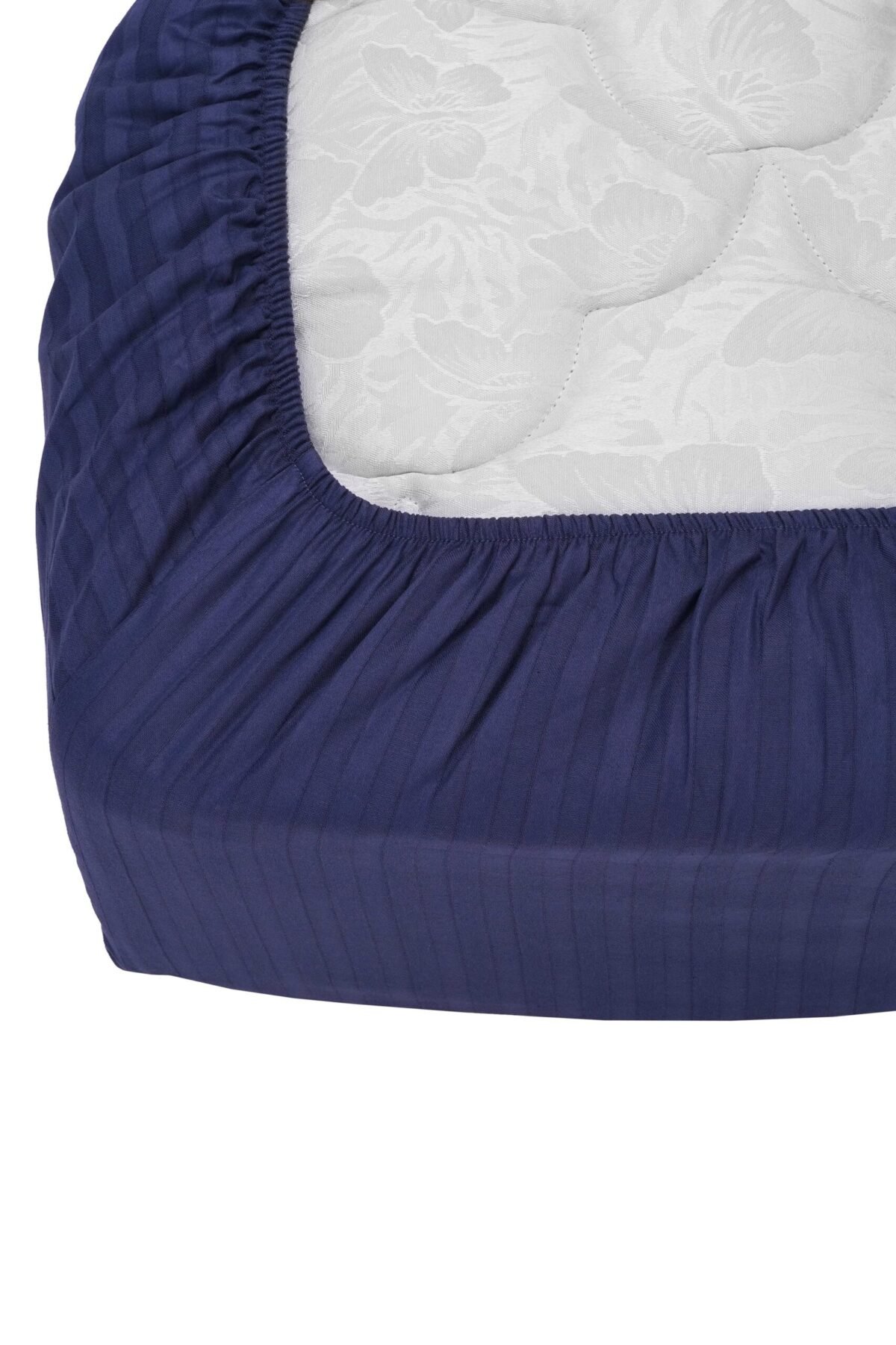 Простирадло на гумці Good-Dream страйп-сатин Dark Blue 120х200 (GDSSDBSHEETF120200)